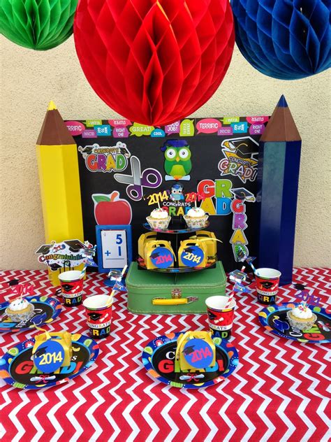 LAURA'S little PARTY: Pre-School/Kindergarten Graduation party ideas