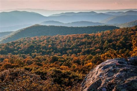 8 Ways to Enjoy Shenandoah National Park Fall Colors - The National ...