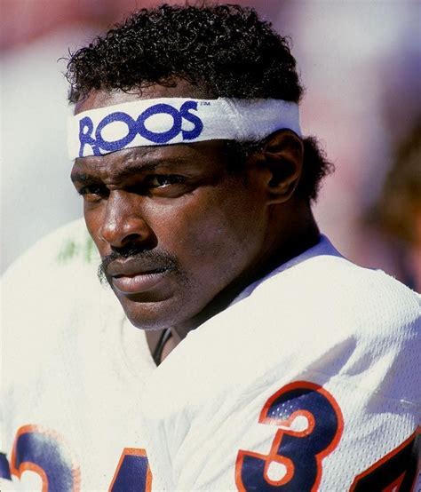 The Essentials Of Cool | Walter payton, Chicago bears football, Nfl season