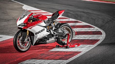 Ducati Wallpapers - Top Free Ducati Backgrounds - WallpaperAccess