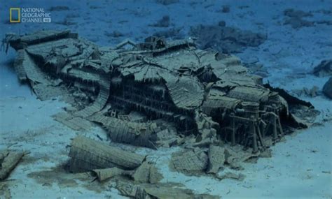 Undersea Photos of the Titanic Wreckage (42 pics) - Izismile.com