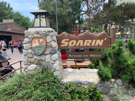 Soarin' Around the World -- Disney California Adventure - AllEars.Net