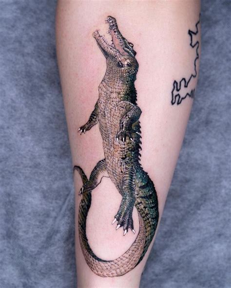 30 Pretty Alligator Tattoos You Must Try | Style VP | Page 18