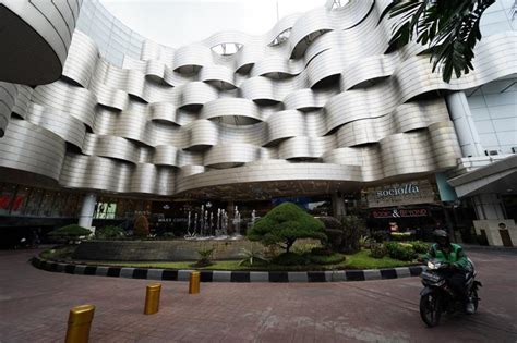 SUN Plaza Medan Terima Sertifikasi Green Building EDGE | Republika Online