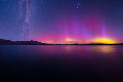 Aurora Australis over Lake Tekapo, New Zealand (last night) [2048x1365 ...