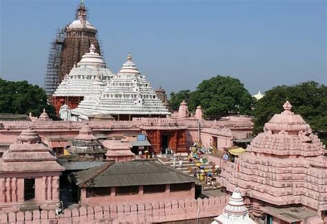 Puri Dham (Holy City)(ପୁରୀ ଧାମ) | beach, resort, hindu temple ...