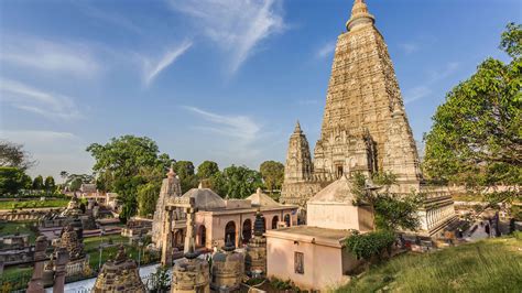 Mahabodhi Temple - History, Timings, Story, Location, Architecture ...