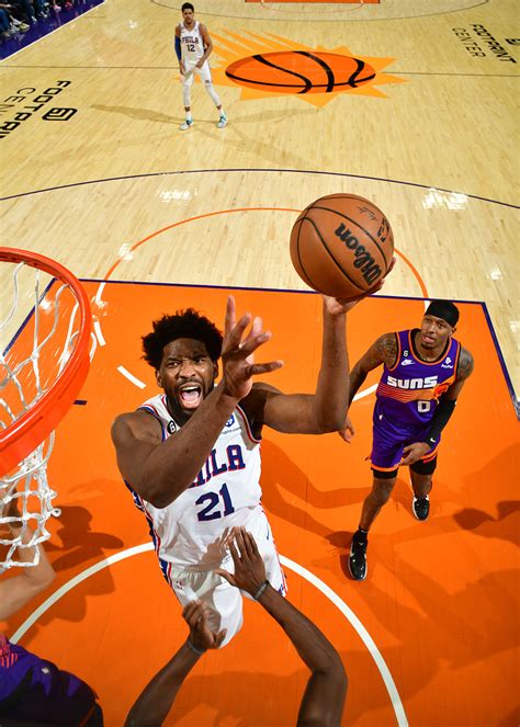 Joel Embiid sur la course NBA MVP: "J'aime être le trou"