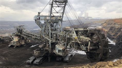 Bagger 288: World's Largest Land Vehicle - Sensational Tech