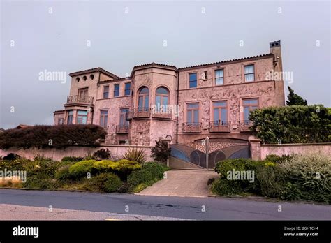 Robin Williams former Sea Cliff home, San Francisco, California, U. S ...