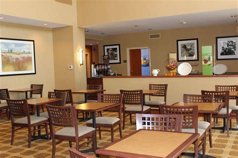 Hampton Inn & Suites breakfast buffet | Breakfast buffet, Hampton inn ...