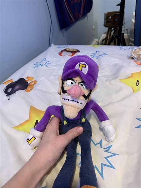 Is this Waluigi Plush official : r/MarioPlush