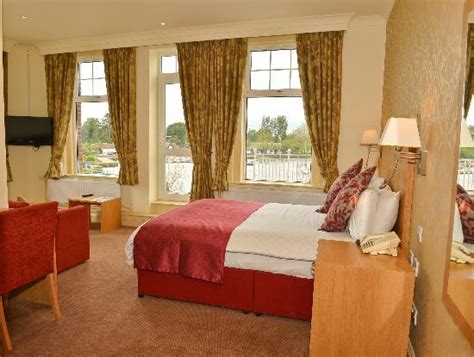 Junior Suite with Broads View - Picture of Wherry Hotel, Oulton Broad ...