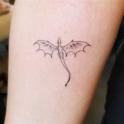 44 Elegant Dragon Tattoos For Women with Meaning - Our Mindful Life ...