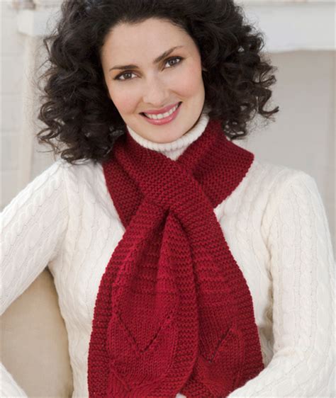 free keyhole scarf knitting pattern Archives - Knitting Bee (7 free ...