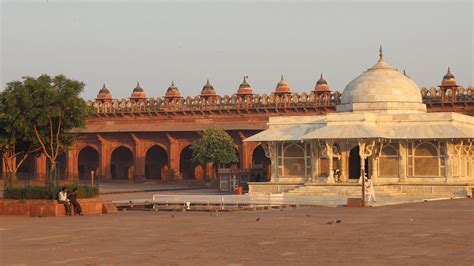 Fatehpur Sikri - History, Architecture, Timings, Built By | Adotrip