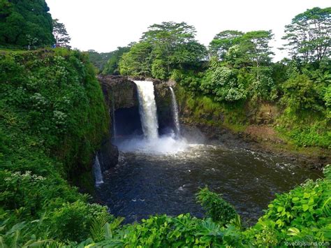 Rainbow Falls (Waiānuenue) in Hilo | Big Island, Hawai'i