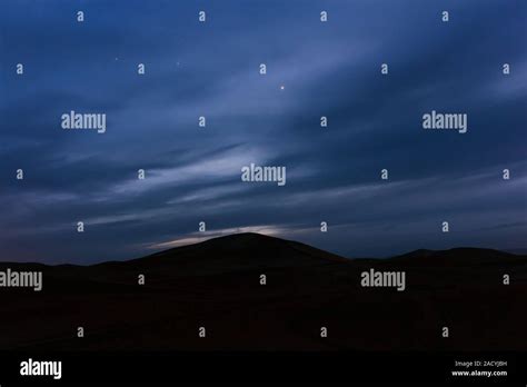 dunes in the sahara desert in morocco Stock Photo - Alamy