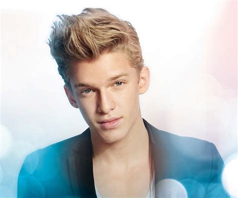 Cody Simpson – Bio, Facts, Family Life of Australian Singer & Musician