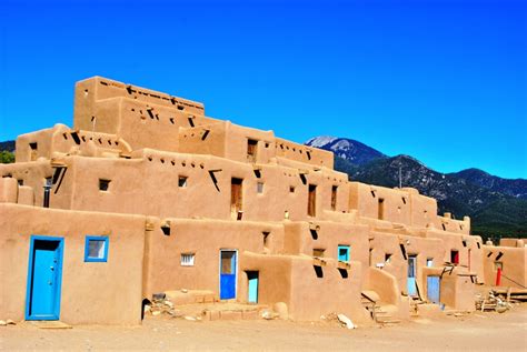 Taos Pueblo - Wikipedia