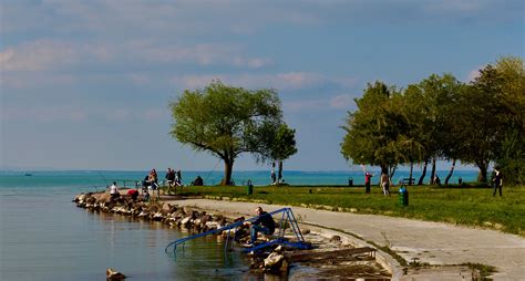 Visiting Lake Balaton in Hungary. – Travelling Claus