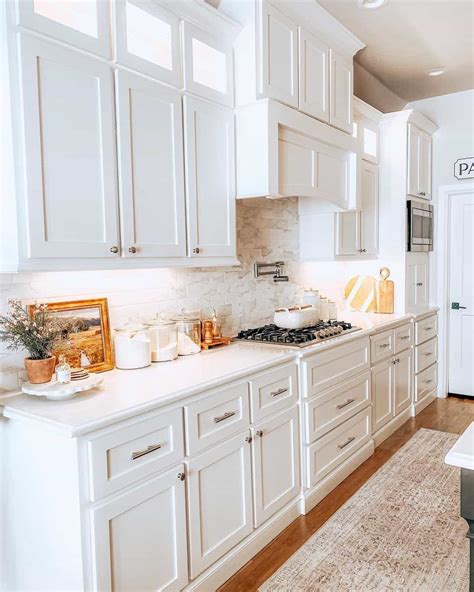 White Farmhouse Kitchen with Shaker Cabinets - Soul & Lane