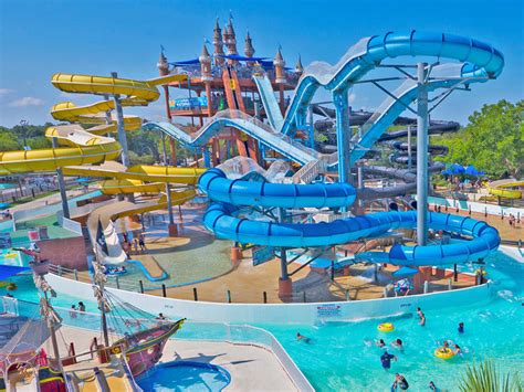 14 Best Water Parks in the USA For Family Fun