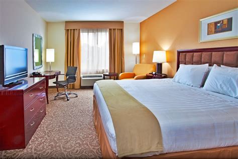 Holiday Inn Express Hotel & Suites Brooksville, an IHG Hotel ...