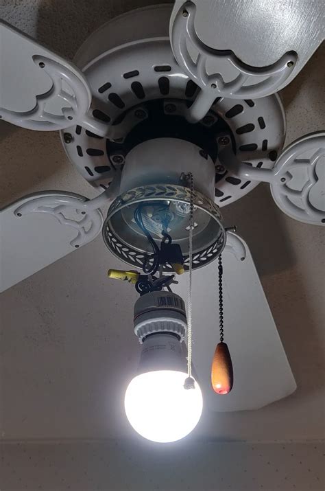 LED Bulbs in ceiling fan light die quickly : electricians