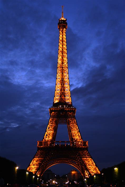 File:MG-Paris-Eiffel Tower 3.jpg - Wikipedia