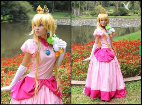 This Princess Peach costume is so pretty! Mario And Luigi Halloween ...