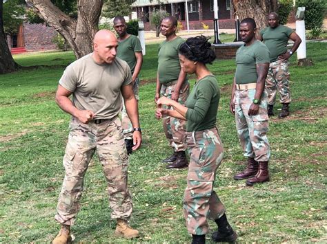 New York Guard, South African MPs conduct exchange training | Article ...