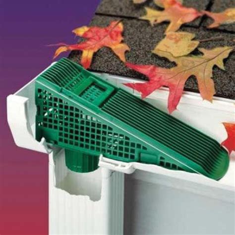 Wedge 9.5 in Green Downspout Screen Gutter Guard (4-pack) 636323247237 ...