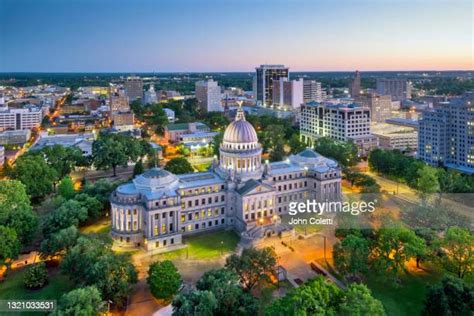 Jackson Ms Skyline Photos and Premium High Res Pictures - Getty Images