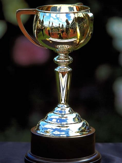 Melbourne Cup trophy has colourful and creative history - ABC News