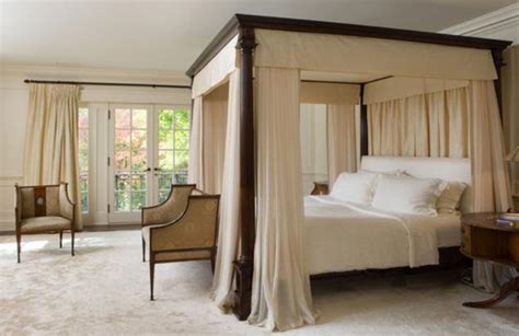 20 Stunning Canopy Bed Curtains For Romantic Bedroom Decor