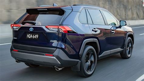 2022 Toyota RAV4 gets updated in Australia - LED fog lights, powered ...