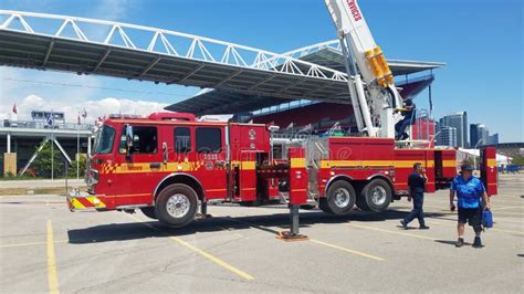 Fire Truck Firefighting Aerial Apparatus in Toronto Editorial Image ...