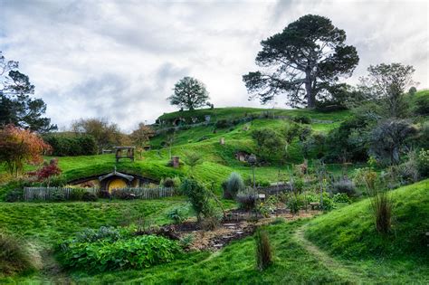 The Hobbit The Shire Wallpaper - WallpaperSafari