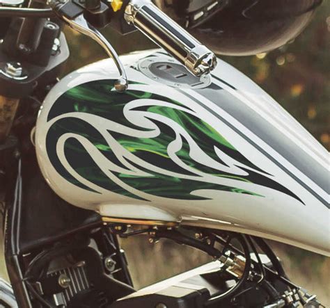 Tribal flame Motorbike sticker - TenStickers