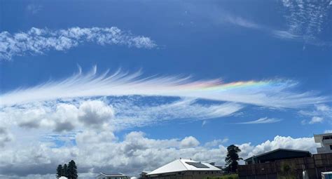 Incredible scene spotted above Aussie town: 'That's amazing'