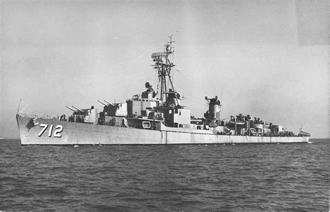 Gearing class Destroyer, USS Gyatt (DD-712/DDG-712/DDG-1) (1956) - The ...