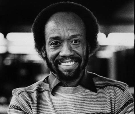 Maurice White Biography - Facts, Childhood, Family Life & Achievements ...