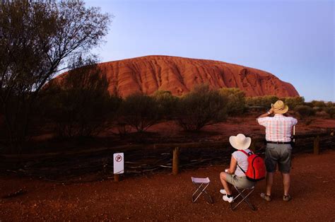 The Best Uluru Tours for Seniors