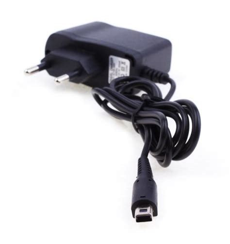 NEON Mains charger for Nintendo DSI XL / DSI / 3DS (EU 2-pin plug)