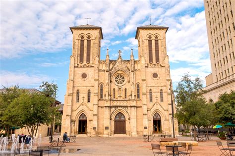 San Fernando Cathedral - Immerse Yourself in Rich History and Admire a ...