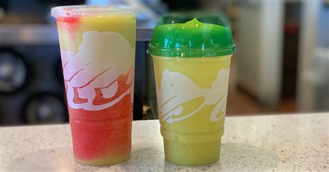 Taco Bell Released New Pineapple Freeze Drink + How to Score Secret ...