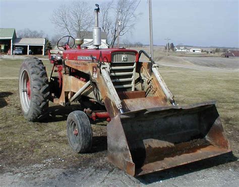 1962 Farmall 560 Diesel Tractor