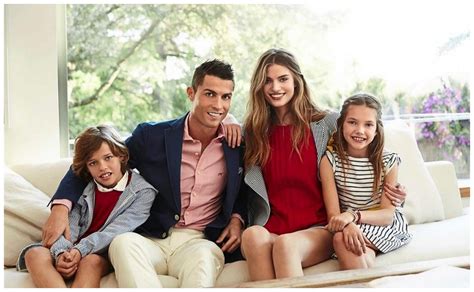 Cristiano Ronaldo Family Photos, Profile & Biography Profile