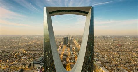 Kingdom Centre : Riyadh's Iconic Mixed-Use Tower | Omrania